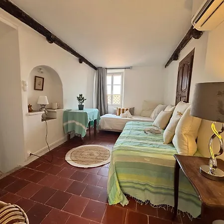 Au Levant, Maison De Village De Charme, Vue Hébergement de vacances Bormes-les-Mimosas