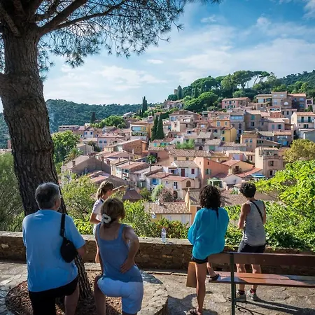 Hébergement de vacances Au Levant, Maison De Village De Charme, Vue Bormes-les-Mimosas